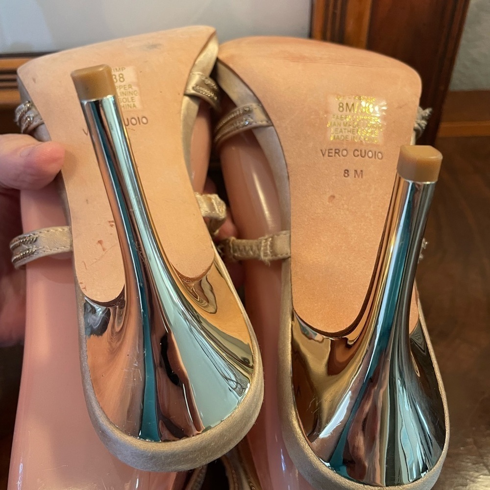 BCBG MAX AZRIA 8M Elegant Gold Strappy Women's Sandals ankle Strap 4” Gold heel - Picture 6 of 13